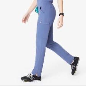 Rare FIGS Big Sky Blue L Kade Cargo Scrub Pants Women’s Large Limited Edition